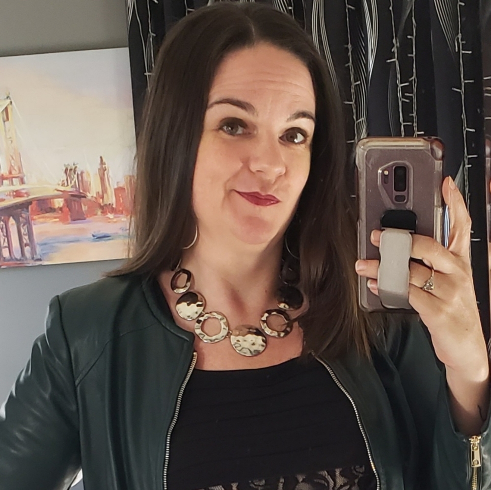 Meet your Posher, Posh